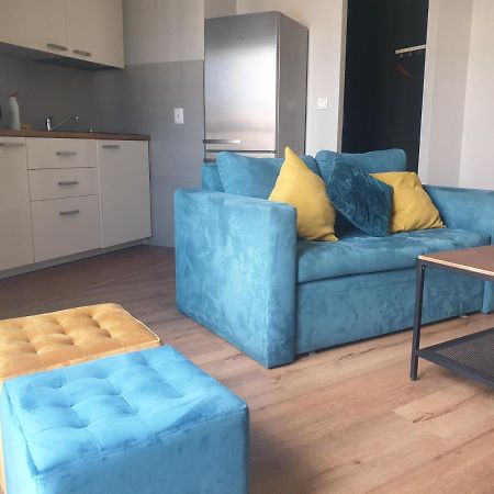Loft Aprtament Apartment Pila Bagian luar foto