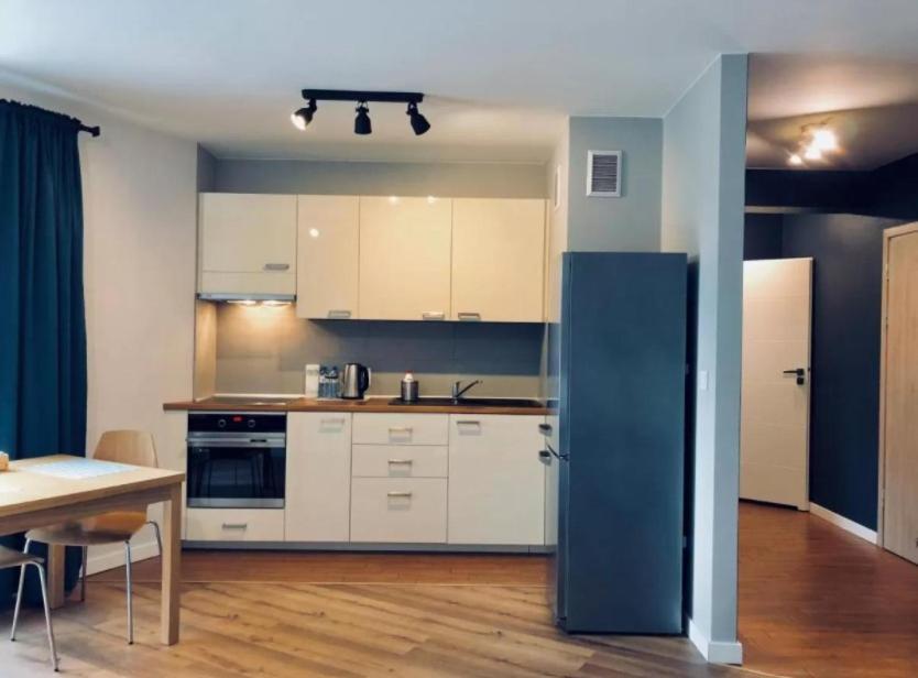 Loft Aprtament Apartment Pila Bagian luar foto